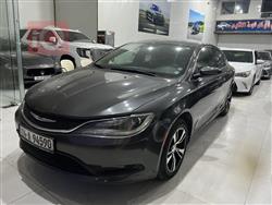 Chrysler 200